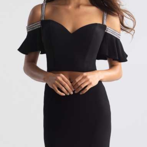 madison james Dresses & Skirts - 🥰PROM IS COMING!!  blue 2 piece dress